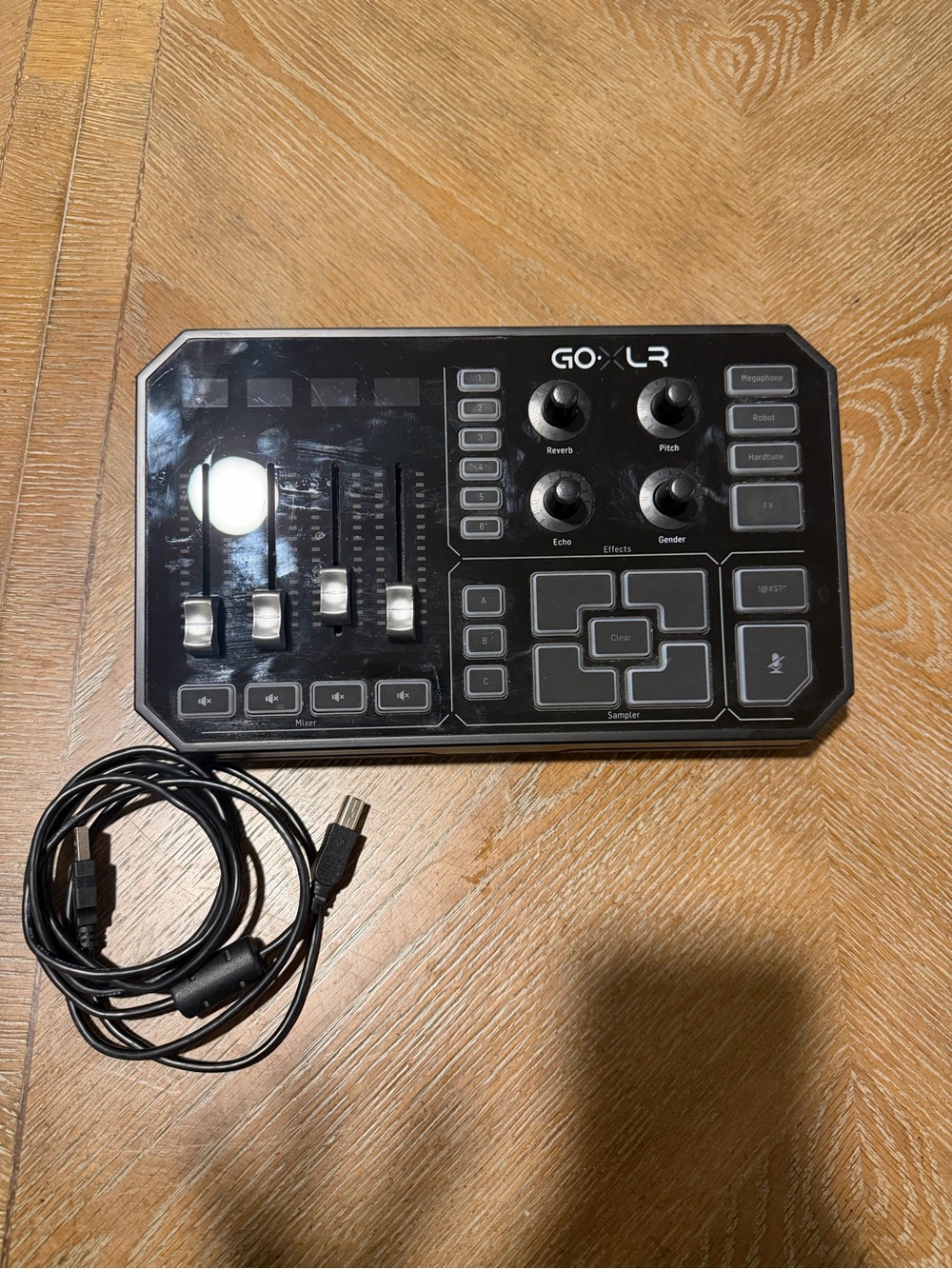 TC-Helicon GoXLR Mixer/Audio Interface